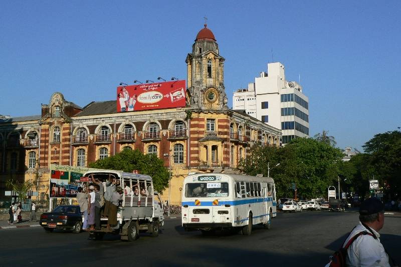 10 Centro di Yangoon